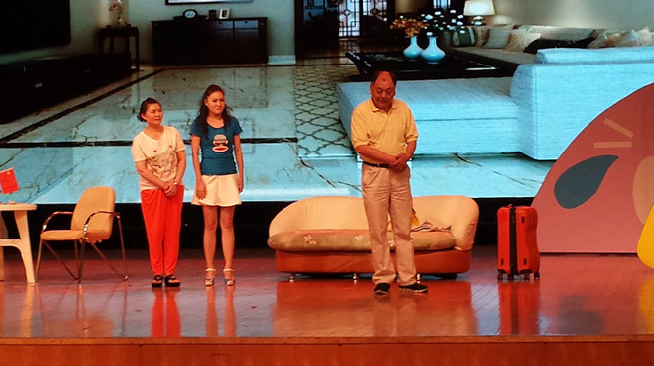 惠州市文化馆组织戏剧编导演创作人员赴东莞观摩戏剧演出