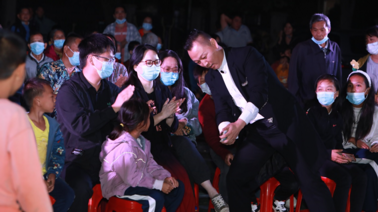 2022年惠东县文艺下乡演出走进白花镇