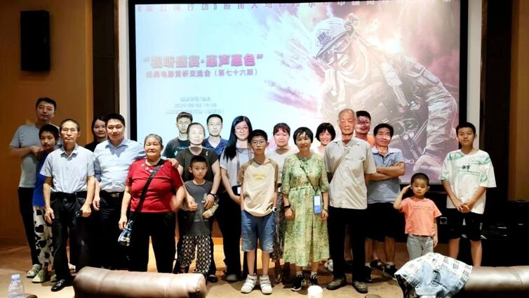 视听盛宴•惠声惠色 | 铁血军魂铸就的和平使命